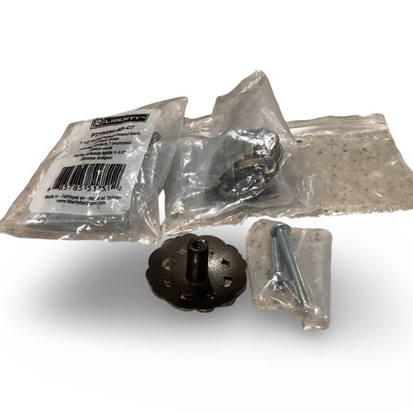 Liberty Weave Pattern 1-1/2 in. (37 mm) Antique Brass Round Cabinet Knobs - Picture 3 of 7